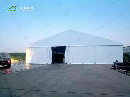 灵通篷房为企业搭建临时仓储篷房